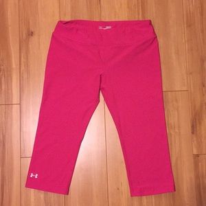 Pink under armour cropped leggings